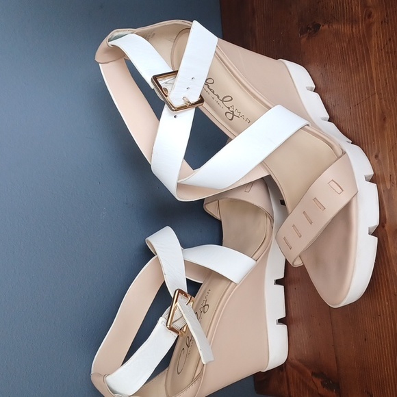 Italian wedge  sandals - Picture 14 of 16
